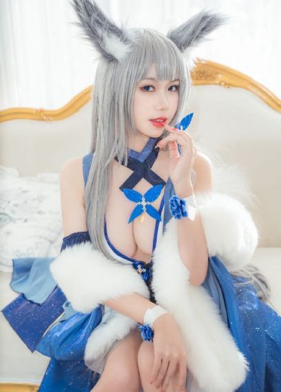 丝袜制服第一页_4K免费观看最新