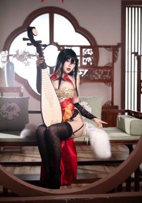 美女的胸秘视频播放_剧情片完整视频观看