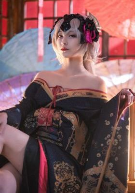 五月天婷婷在线观看_高清在线手机播放